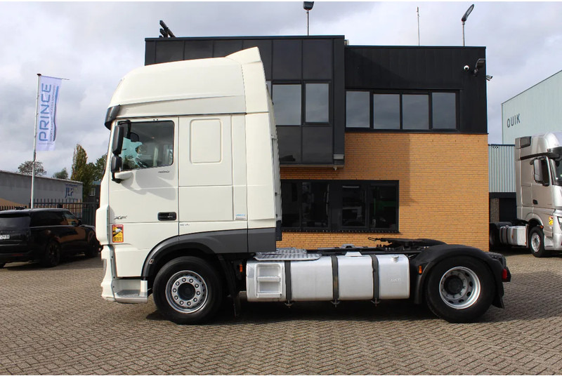 DAF XF 106.480 * RETARDER * BIG TANK * 4X2 * BIG SPACE * - رأس تريلا: صورة 2 DAF XF 106.480 * RETARDER * BIG TANK * 4X2 * BIG SPACE * - رأس تريلا: صورة 2
