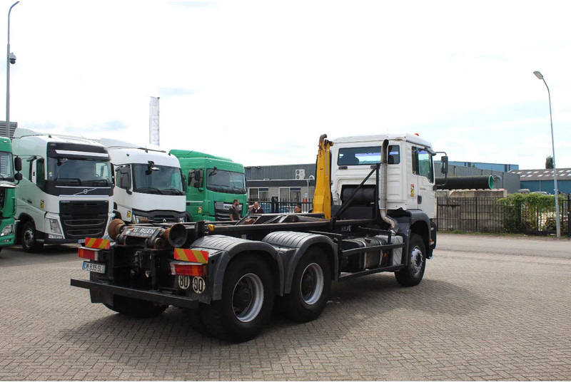 MAN TGA 26.360 * 6X4 * EURO 3 * - شاحنة - نظام الكابلات: صورة 4 MAN TGA 26.360 * 6X4 * EURO 3 * - شاحنة - نظام الكابلات: صورة 4
