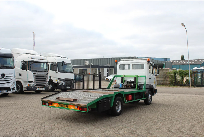 Mercedes-Benz 914 * WINCH * 4X2 * TOP CODITION * - شاحنة نقل سيارات شاحنة: صورة 5 Mercedes-Benz 914 * WINCH * 4X2 * TOP CODITION * - شاحنة نقل سيارات شاحنة: صورة 5