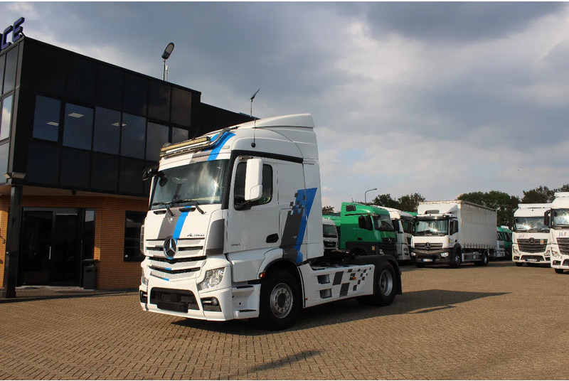 Mercedes-Benz Actros 1853 * RETARDER * 4X2 * - رأس تريلا: صورة 2 Mercedes-Benz Actros 1853 * RETARDER * 4X2 * - رأس تريلا: صورة 2
