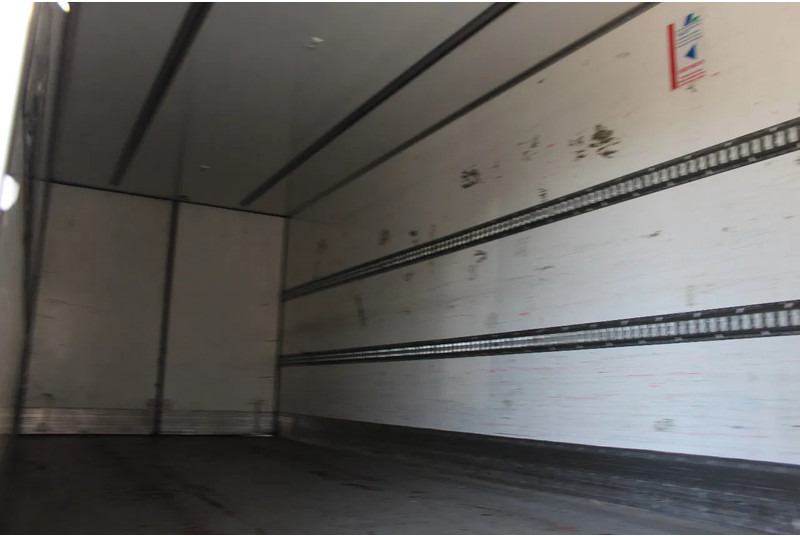 شاحنة ذات مبرد Renault Premium 310 * EURO5 * CARRIER SUPRA 850 * 6X2 * MANUAUL *: صورة 12