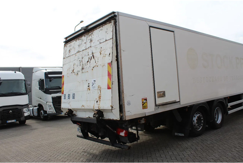 Scania P320 * EURO5 * 6X2 * CARRIER SUPRA 750 * MANUAL * - شاحنة ذات مبرد: صورة 5 Scania P320 * EURO5 * 6X2 * CARRIER SUPRA 750 * MANUAL * - شاحنة ذات مبرد: صورة 5