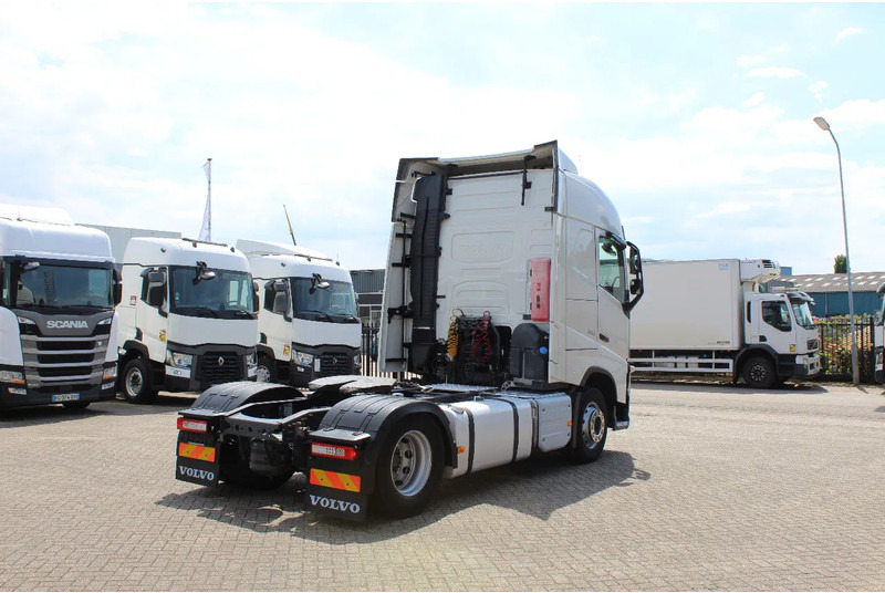 Volvo FH 13.500 * EURO6 * 4X2 * - مقطورة السحب: صورة 4 Volvo FH 13.500 * EURO6 * 4X2 * - مقطورة السحب: صورة 4