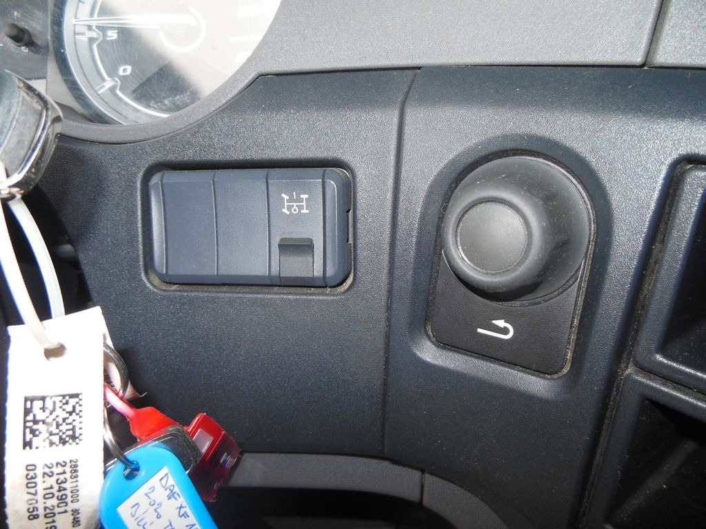 رأس تريلا DAF XF 106.530 SSC, HYDRAULIK, STAND KLIMA, TOP DAF XF 106.530 SSC, HYDRAULIK, STAND KLIMA, TOP: صورة 15