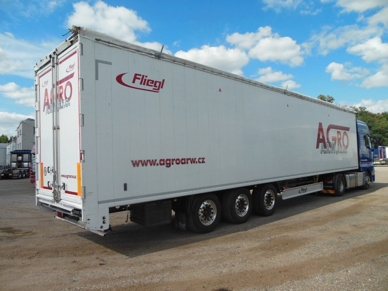 Fliegl SDS 390, 95m3, SAF, 2 STÜCK AM LAGER - نصف مقطورة ذات أرضية سير: صورة 4 Fliegl SDS 390, 95m3, SAF, 2 STÜCK AM LAGER - نصف مقطورة ذات أرضية سير: صورة 4