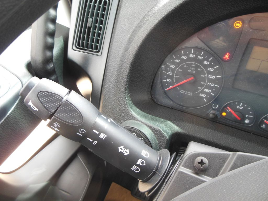 شاحنة بهيكل معدني للمقصورة Iveco EUROCARGO ML 180E28/P, PTO: صورة 15