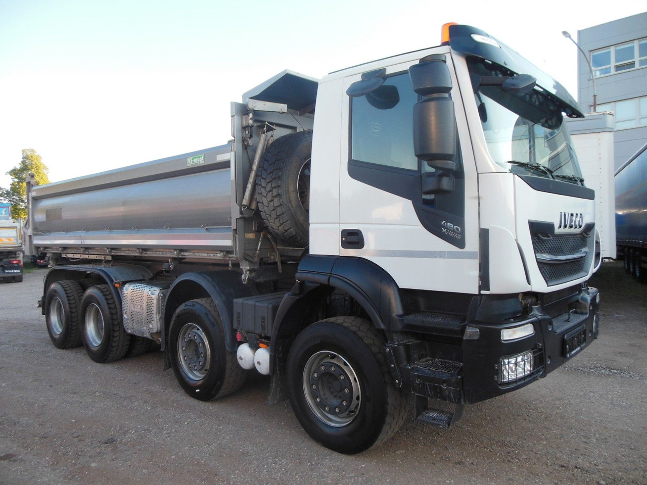 Iveco STRALIS X-WAY 480, 8X4, BORDMATIC, AHK, TOP!!! - شاحنة قلاب: صورة 2 Iveco STRALIS X-WAY 480, 8X4, BORDMATIC, AHK, TOP!!! - شاحنة قلاب: صورة 2