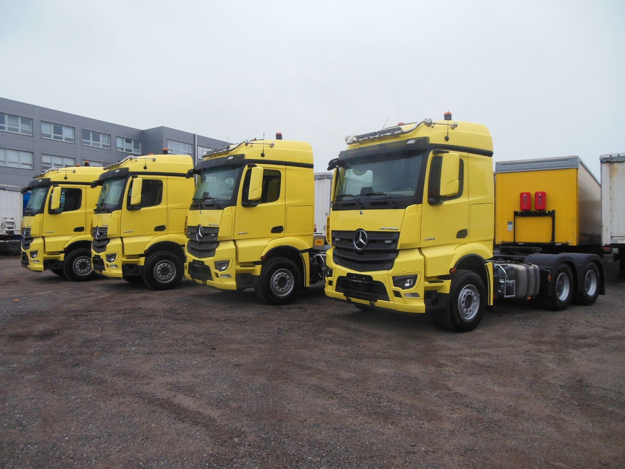Mercedes-Benz 3353 ACTROS, 6X4, TRK, SET 120 TON, WIE NEUE!E!! - رأس تريلا: صورة 1 Mercedes-Benz 3353 ACTROS, 6X4, TRK, SET 120 TON, WIE NEUE!E!! - رأس تريلا: صورة 1
