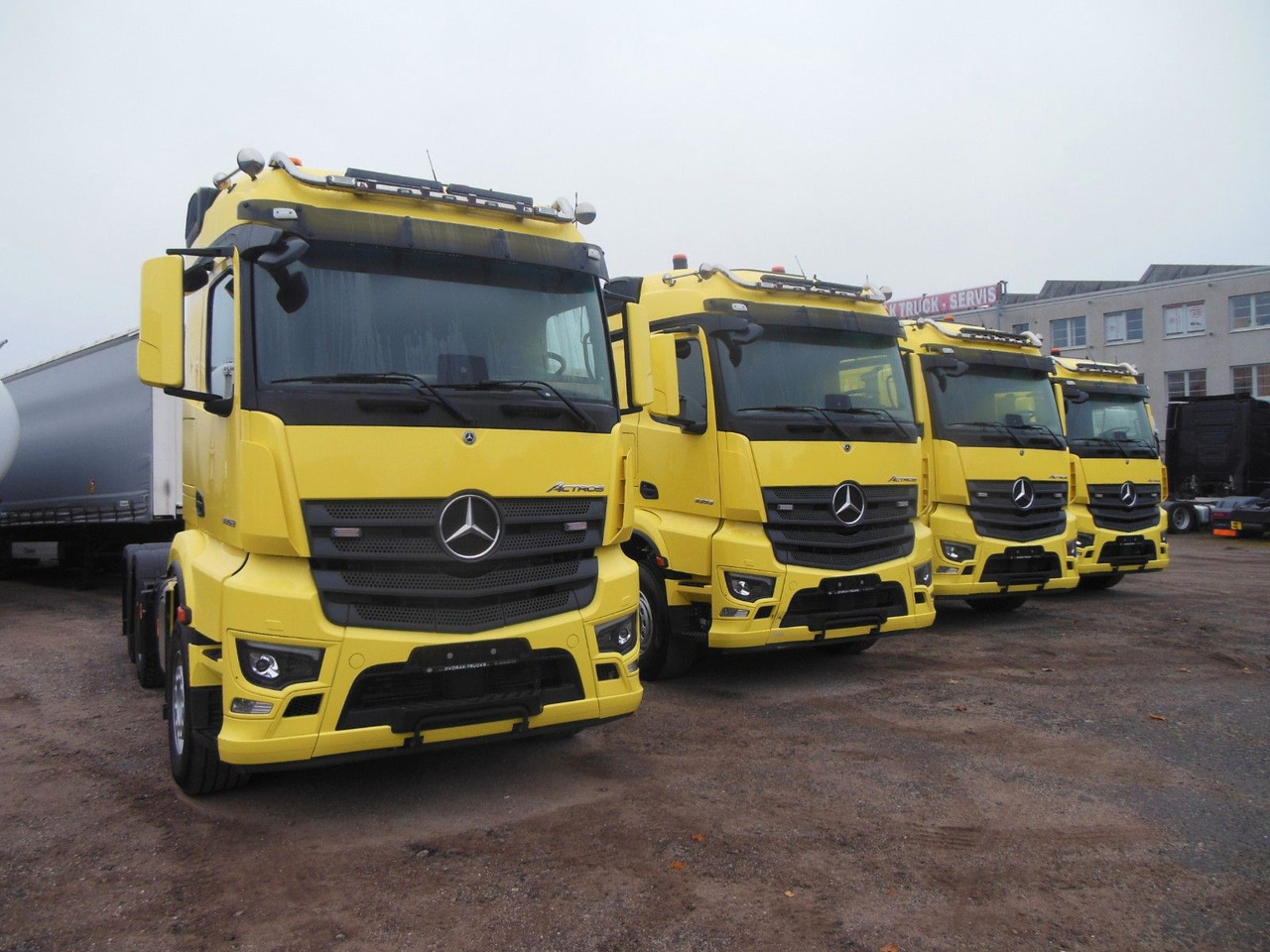 Mercedes-Benz 3353 ACTROS, 6X4, TRK, SET 120 TON, WIE NEUE!E!! - رأس تريلا: صورة 2 Mercedes-Benz 3353 ACTROS, 6X4, TRK, SET 120 TON, WIE NEUE!E!! - رأس تريلا: صورة 2