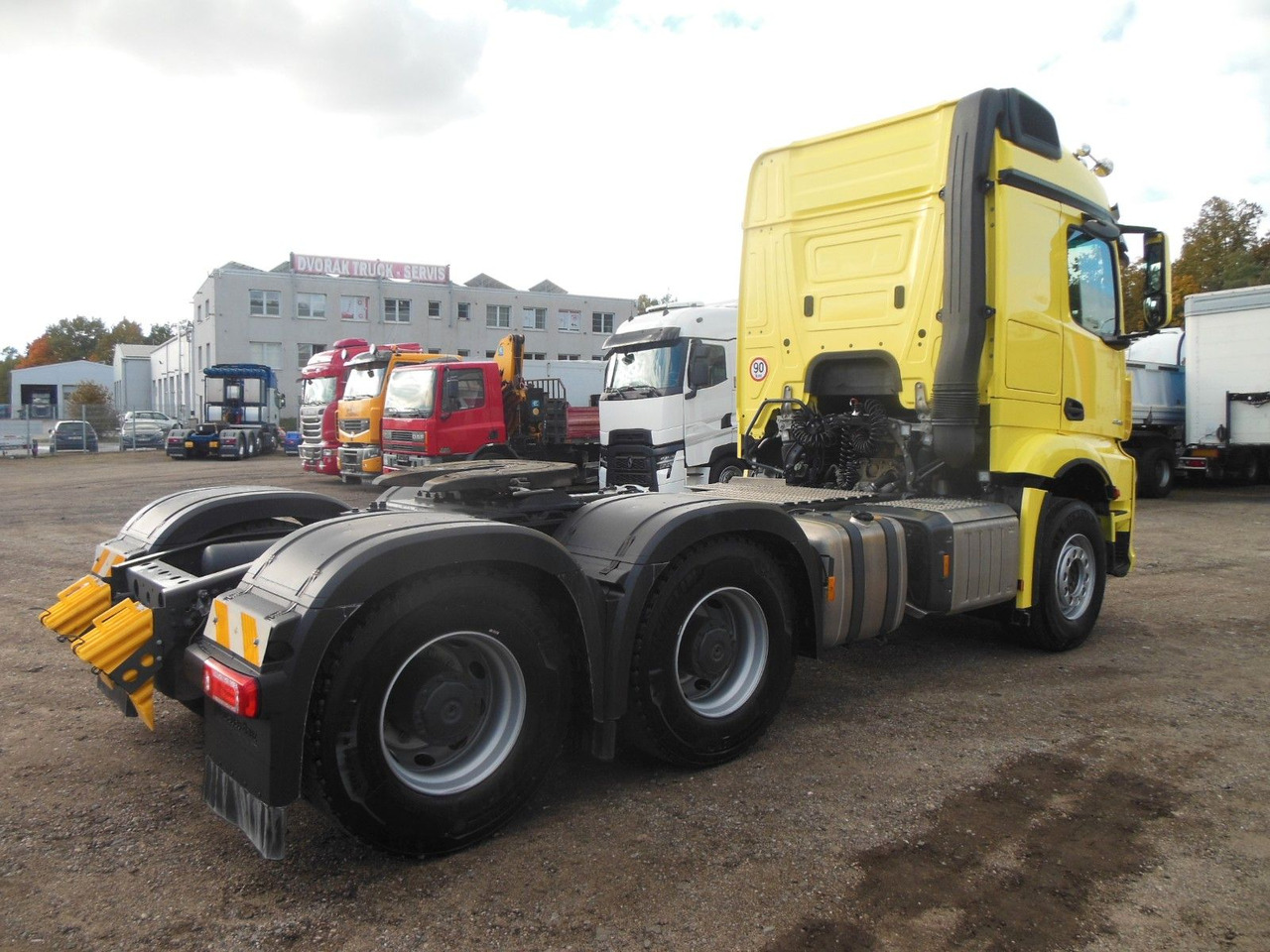 Mercedes-Benz ACTROS 3353, 6X4, 120.000 KG, TRK, 4 STÜCKS, - رأس تريلا: صورة 3 Mercedes-Benz ACTROS 3353, 6X4, 120.000 KG, TRK, 4 STÜCKS, - رأس تريلا: صورة 3