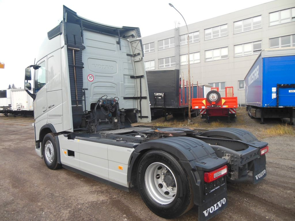 Volvo FH 13/460 TURBO COMPOUND,I-SAVE,I-PARK COOL,TOP - مقطورة السحب: صورة 4 Volvo FH 13/460 TURBO COMPOUND,I-SAVE,I-PARK COOL,TOP - مقطورة السحب: صورة 4