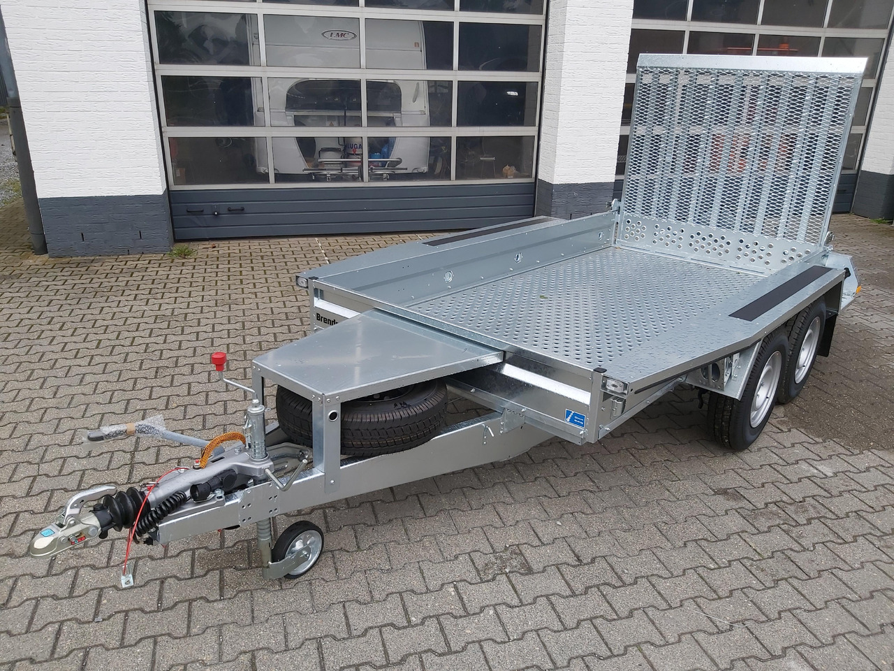 Brenderup Maschinentransporter MT 3080 STF 308x152x25cm Stahllochboden 3000kg - مقطورة لنقل المعدات: صورة 3 Brenderup Maschinentransporter MT 3080 STF 308x152x25cm Stahllochboden 3000kg - مقطورة لنقل المعدات: صورة 3