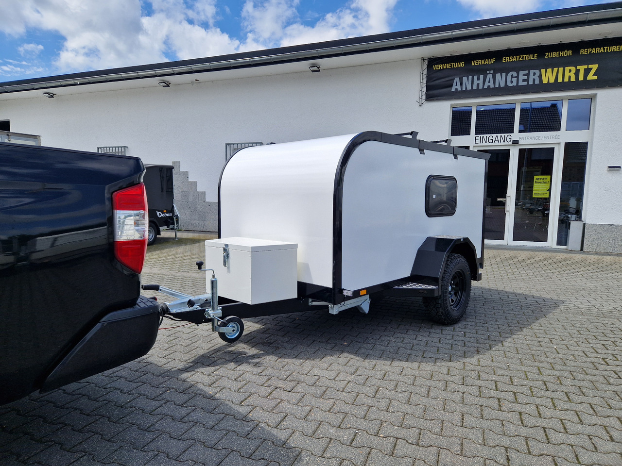 Cargo Base Camp offroad M 290x148x128cm Solar Akku 12 Volt Reeling 1350kg 100km/H - كرفان سحب: صورة 1 Cargo Base Camp offroad M 290x148x128cm Solar Akku 12 Volt Reeling 1350kg 100km/H - كرفان سحب: صورة 1