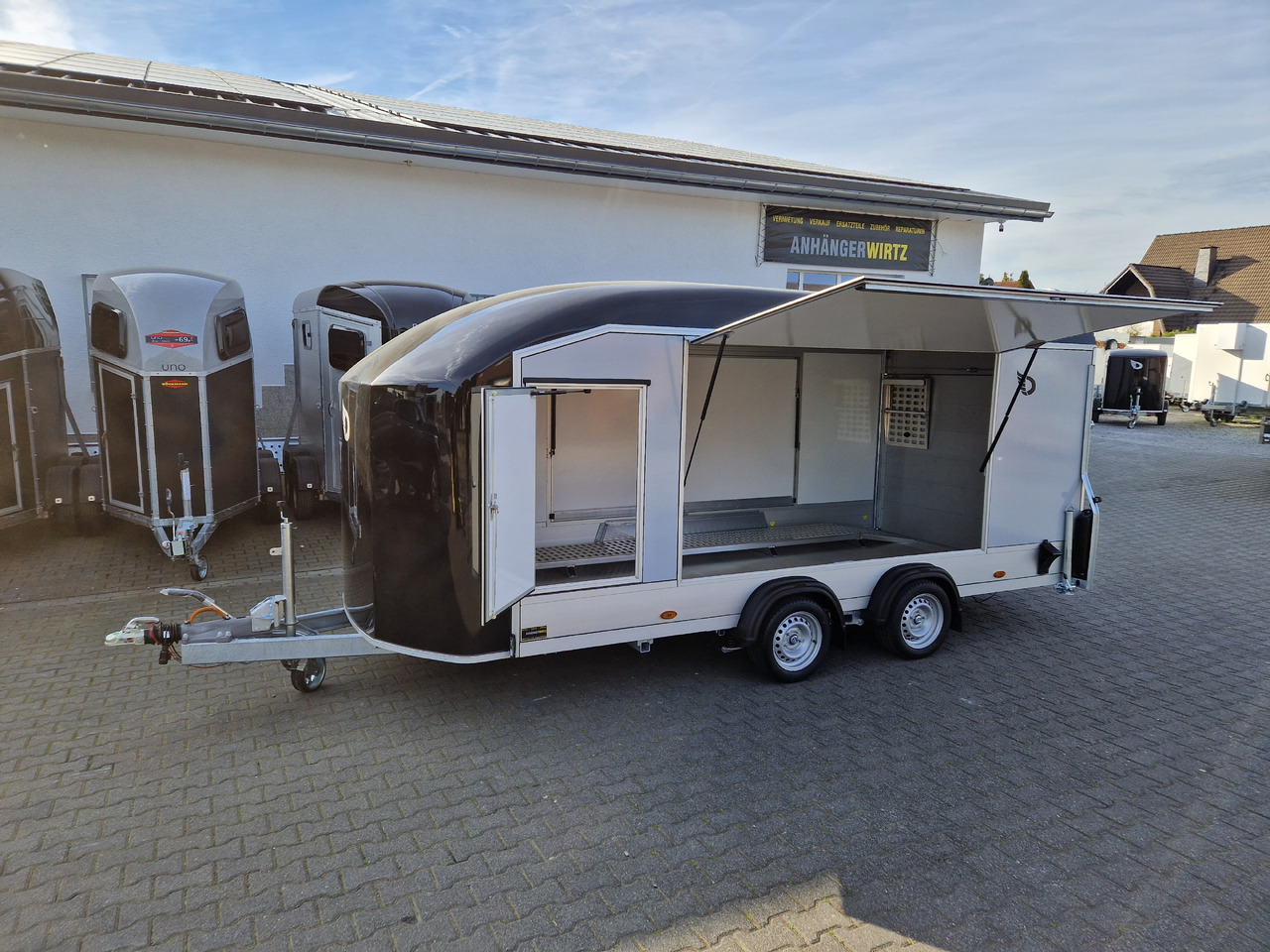 Cargo Roadster 1000 480x200x206cm Poly grey Seitenklappe & Tür ASR CAR Pullman 100km/H 3500kg 2025 - مقطورة بصندوق مغلق: صورة 1 Cargo Roadster 1000 480x200x206cm Poly grey Seitenklappe & Tür ASR CAR Pullman 100km/H 3500kg 2025 - مقطورة بصندوق مغلق: صورة 1