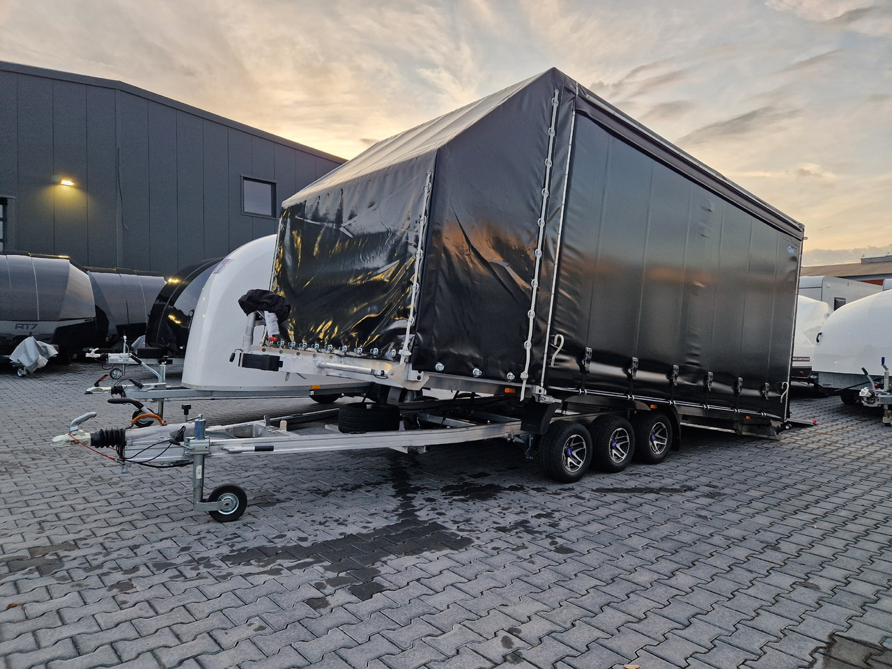 تريلا نقل سيارات Cartrailer Mototent Silverstone Light Alu 520x210x200cm blackline Tridem 10" (XXL) 3500kg: صورة 9