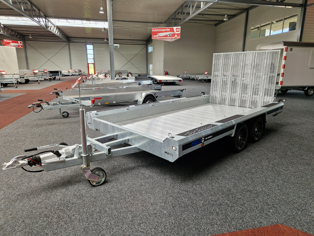 HULCO TERRAX-2 Go Getter Aluboden 394x180x27cm Ladeklamppe 150cm LED 3500kg - مقطورة لنقل المعدات: صورة 1 HULCO TERRAX-2 Go Getter Aluboden 394x180x27cm Ladeklamppe 150cm LED 3500kg - مقطورة لنقل المعدات: صورة 1