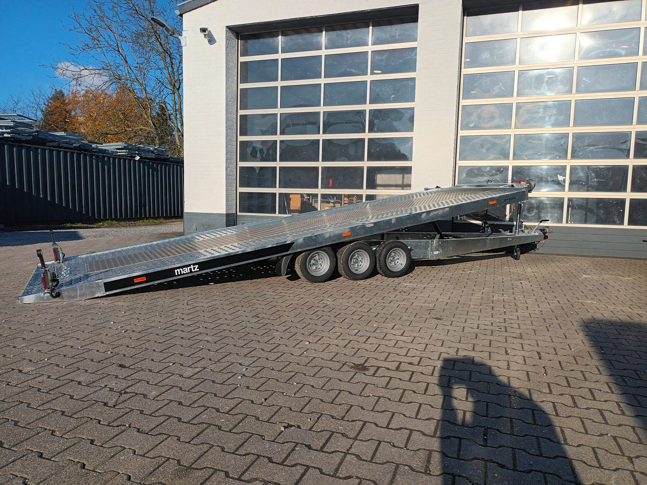 Martz Cartrailer GT KIPP 580/3 3,5T 580x215cm Profi Lohr Stahl & Aluboden Tridem 10" 3500kg 100km/H - تريلا نقل سيارات: صورة 1 Martz Cartrailer GT KIPP 580/3 3,5T 580x215cm Profi Lohr Stahl & Aluboden Tridem 10" 3500kg 100km/H - تريلا نقل سيارات: صورة 1