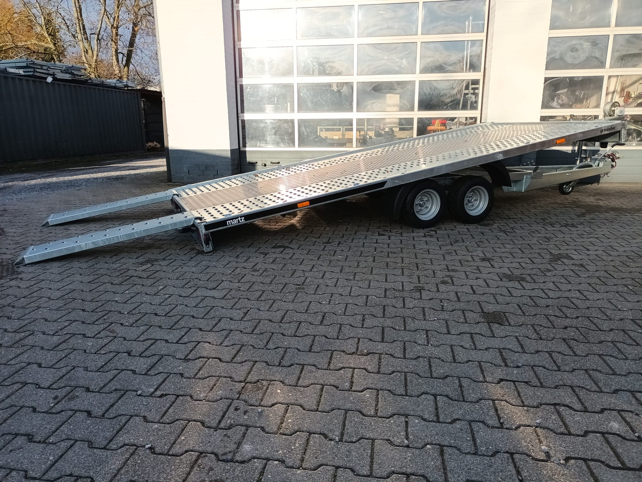 Martz GT kipp 450/2 S 450x215cm easyload ankippbar Lohr Stahl & Aluboden Seilwinde 10" 3000kg - مقطورة لنقل المعدات: صورة 1 Martz GT kipp 450/2 S 450x215cm easyload ankippbar Lohr Stahl & Aluboden Seilwinde 10" 3000kg - مقطورة لنقل المعدات: صورة 1