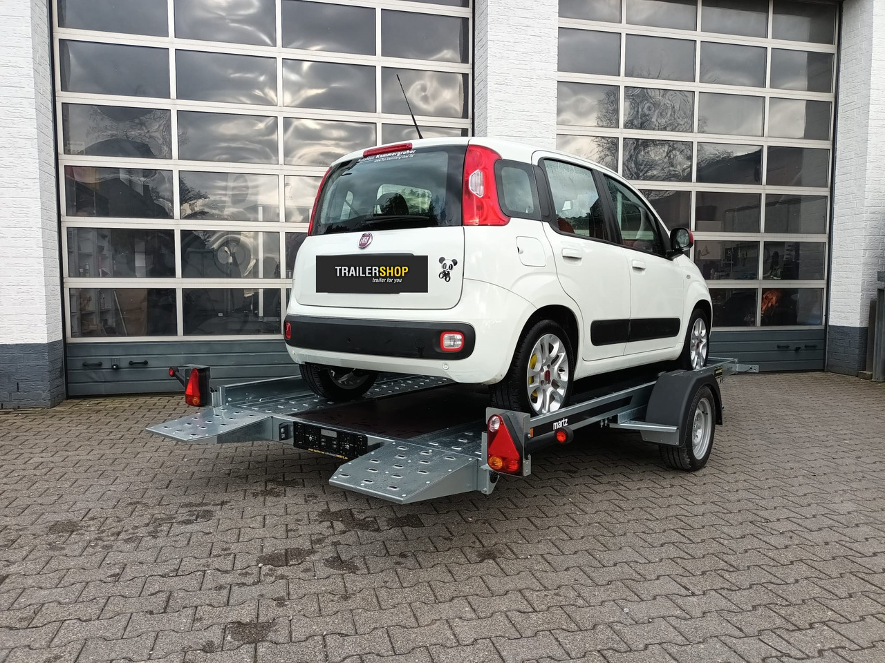 Martz Kleinfahrzeug Multi Tieflader 350x180cm 1800kg 100km/H - مقطورة لنقل المعدات: صورة 1 Martz Kleinfahrzeug Multi Tieflader 350x180cm 1800kg 100km/H - مقطورة لنقل المعدات: صورة 1