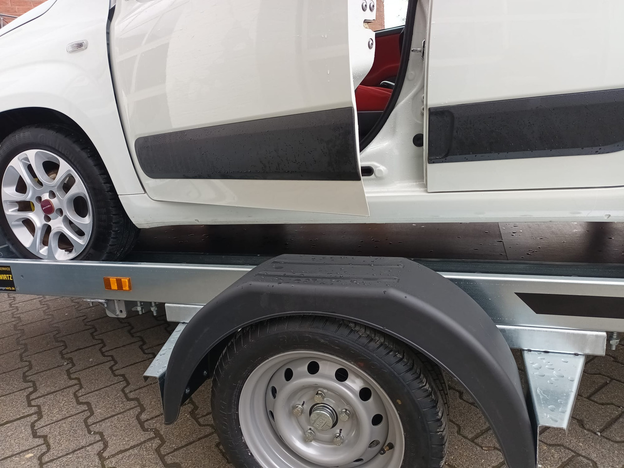 Martz Kleinfahrzeug Multi Tieflader 350x180cm 1800kg 100km/H - مقطورة لنقل المعدات: صورة 4 Martz Kleinfahrzeug Multi Tieflader 350x180cm 1800kg 100km/H - مقطورة لنقل المعدات: صورة 4