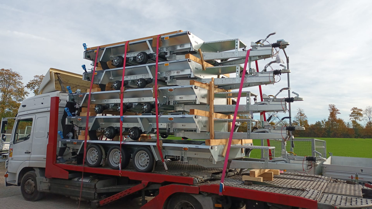 Martz Maschinentransporter BUILDER M 300x152x20cm Auffahrklappe (M) 2700kg - مقطورة لنقل المعدات: صورة 1 Martz Maschinentransporter BUILDER M 300x152x20cm Auffahrklappe (M) 2700kg - مقطورة لنقل المعدات: صورة 1