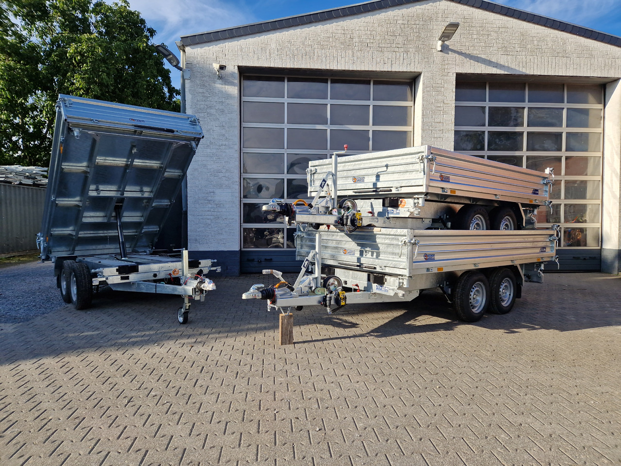 Saris Kipper 3 SKS 310 176 40cm Stahlwände HD elektro Notpumpe Alurampen Stützen 3500kg 100km/H - مقطورة قلابة: صورة 2 Saris Kipper 3 SKS 310 176 40cm Stahlwände HD elektro Notpumpe Alurampen Stützen 3500kg 100km/H - مقطورة قلابة: صورة 2