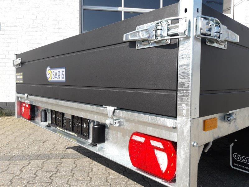 Saris PL356 184 2700 2 356x184x35cm black Edition LED Beleuchtung VAS 13" (L) 2700kg - مقطورات مسطحة: صورة 5 Saris PL356 184 2700 2 356x184x35cm black Edition LED Beleuchtung VAS 13" (L) 2700kg - مقطورات مسطحة: صورة 5