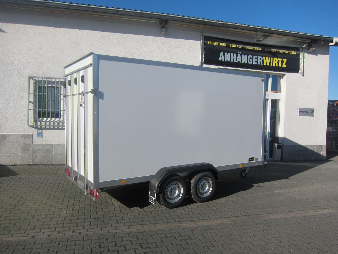 WM Meyer Koffer AZ 2740/185 S35 + Heckrampe 401x185x205cm (XL) 2700kg Januar Aktion Modell 2024 - مقطورة بصندوق مغلق: صورة 4 WM Meyer Koffer AZ 2740/185 S35 + Heckrampe 401x185x205cm (XL) 2700kg Januar Aktion Modell 2024 - مقطورة بصندوق مغلق: صورة 4