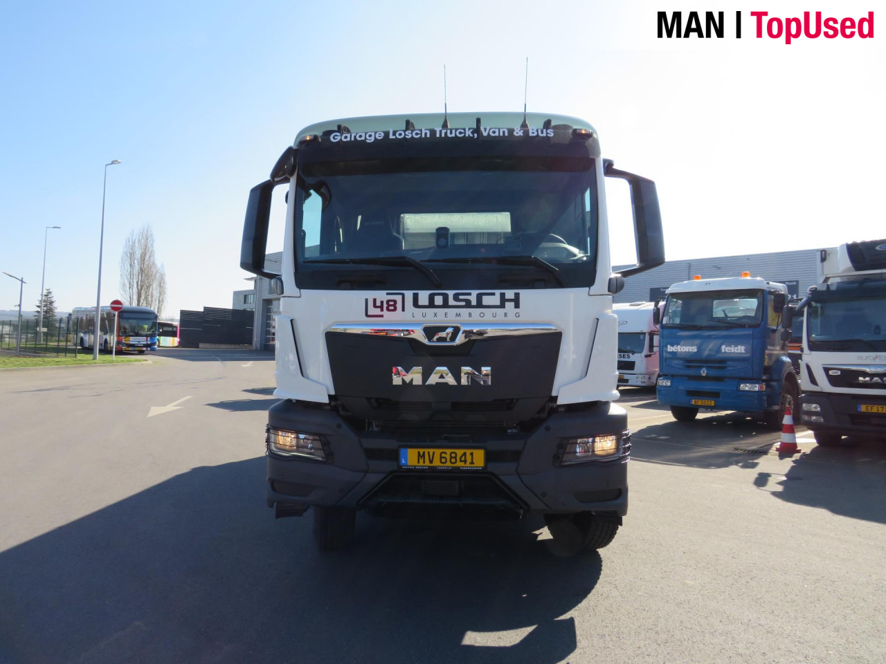 MAN TGS 41.480 8x4 BB CH Schmitz Muldenkipper Retarder - شاحنة قلاب: صورة 2 MAN TGS 41.480 8x4 BB CH Schmitz Muldenkipper Retarder - شاحنة قلاب: صورة 2