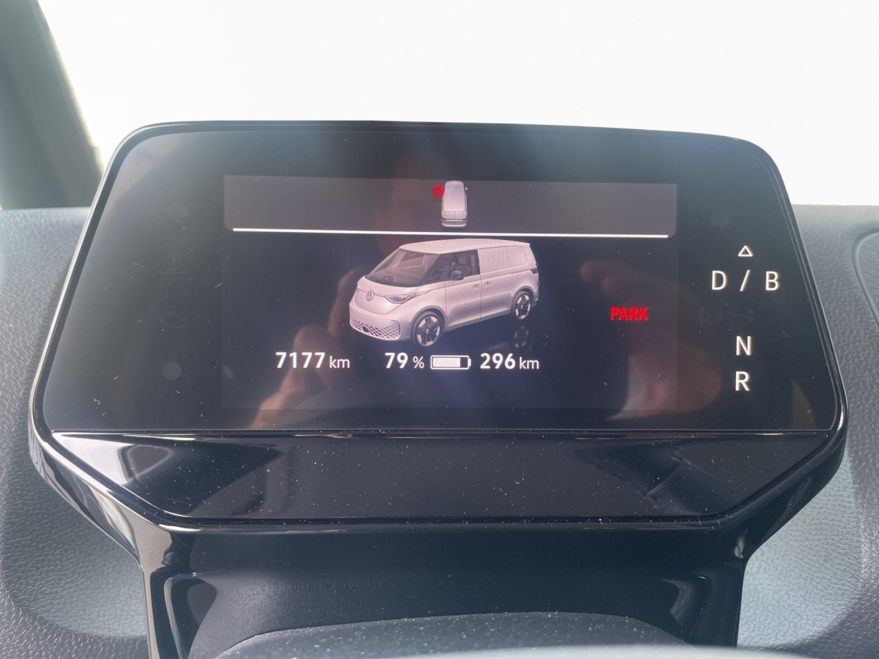 VOLKSWAGEN ID.Buzz Cargo 150 kW Klima AHK Navi - فان المدمجة, فان كهربائية: صورة 3 VOLKSWAGEN ID.Buzz Cargo 150 kW Klima AHK Navi - فان المدمجة, فان كهربائية: صورة 3