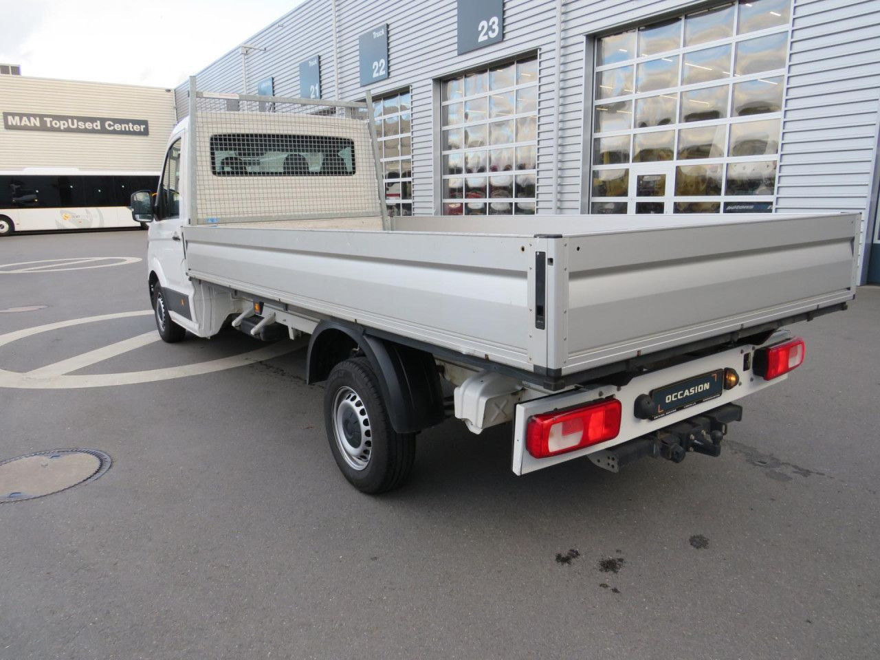 Volkswagen Crafter 35 L4 EK Pritsche Euro6 Klima AHK ZV - شاحنة توصيل مفتوحة: صورة 4 Volkswagen Crafter 35 L4 EK Pritsche Euro6 Klima AHK ZV - شاحنة توصيل مفتوحة: صورة 4