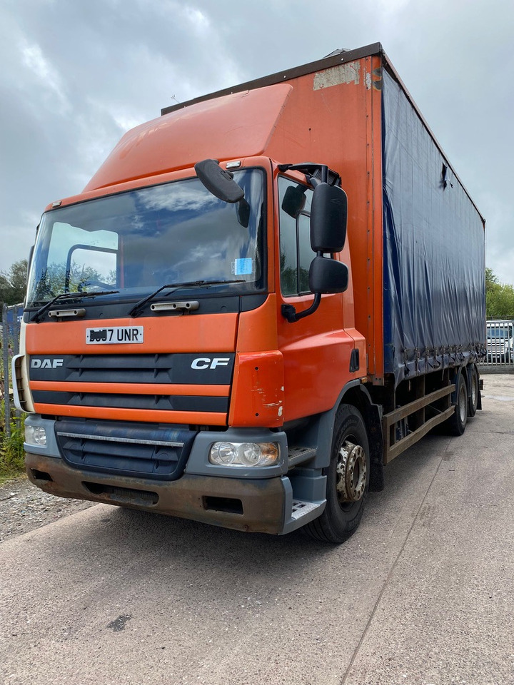 Daf 75 CF 310 6X2 Curtain side - شاحنة ذات ستائر جانبية: صورة 1 Daf 75 CF 310 6X2 Curtain side - شاحنة ذات ستائر جانبية: صورة 1