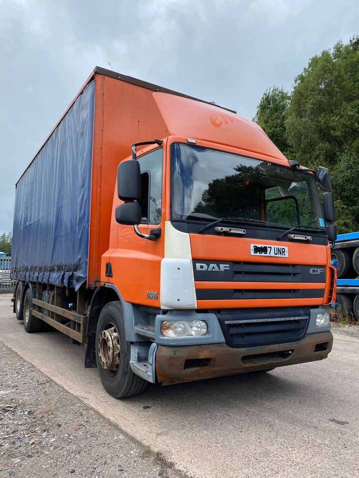 Daf 75 CF 310 6X2 Curtain side - شاحنة ذات ستائر جانبية: صورة 2 Daf 75 CF 310 6X2 Curtain side - شاحنة ذات ستائر جانبية: صورة 2