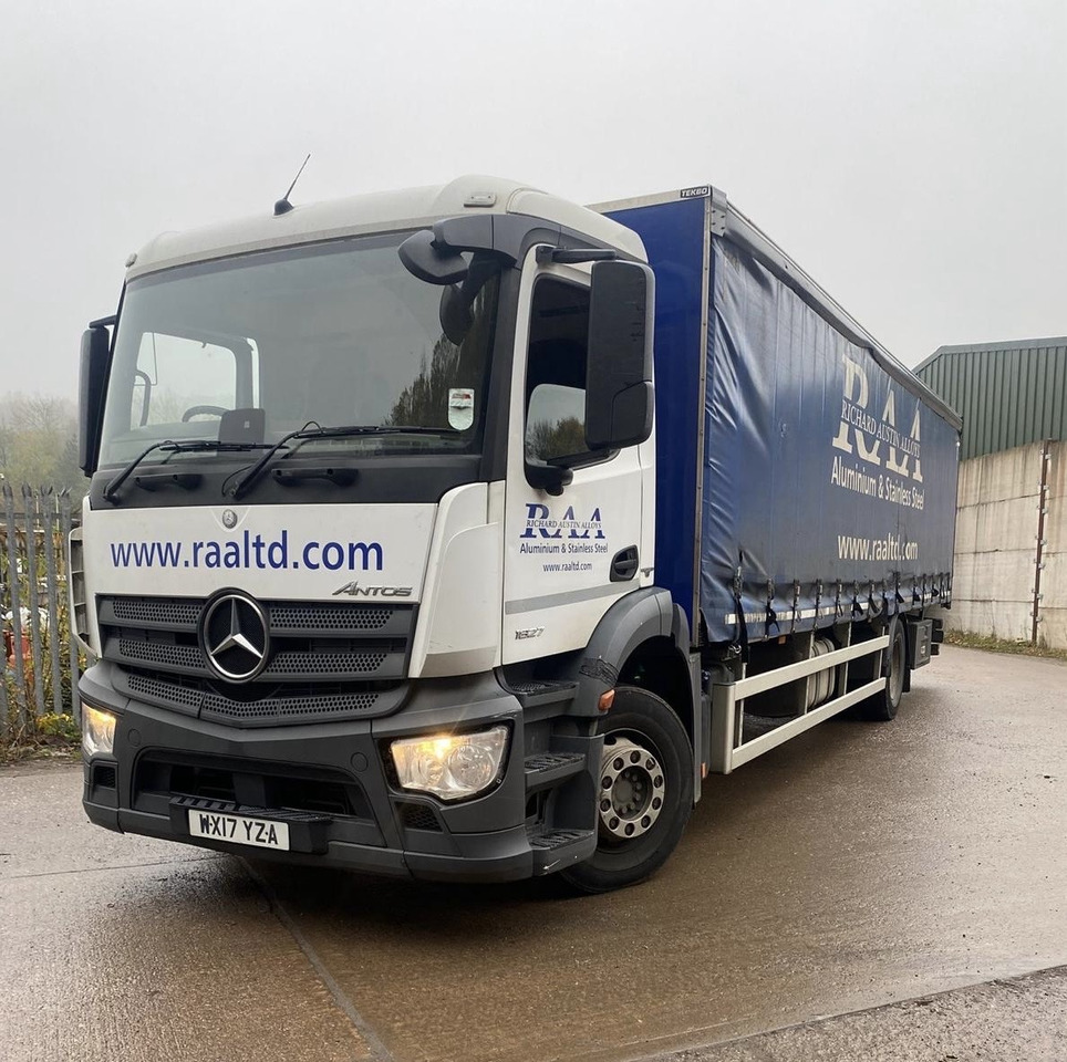 Mercedes 1827 - شاحنة ذات ستائر جانبية: صورة 1 Mercedes 1827 - شاحنة ذات ستائر جانبية: صورة 1