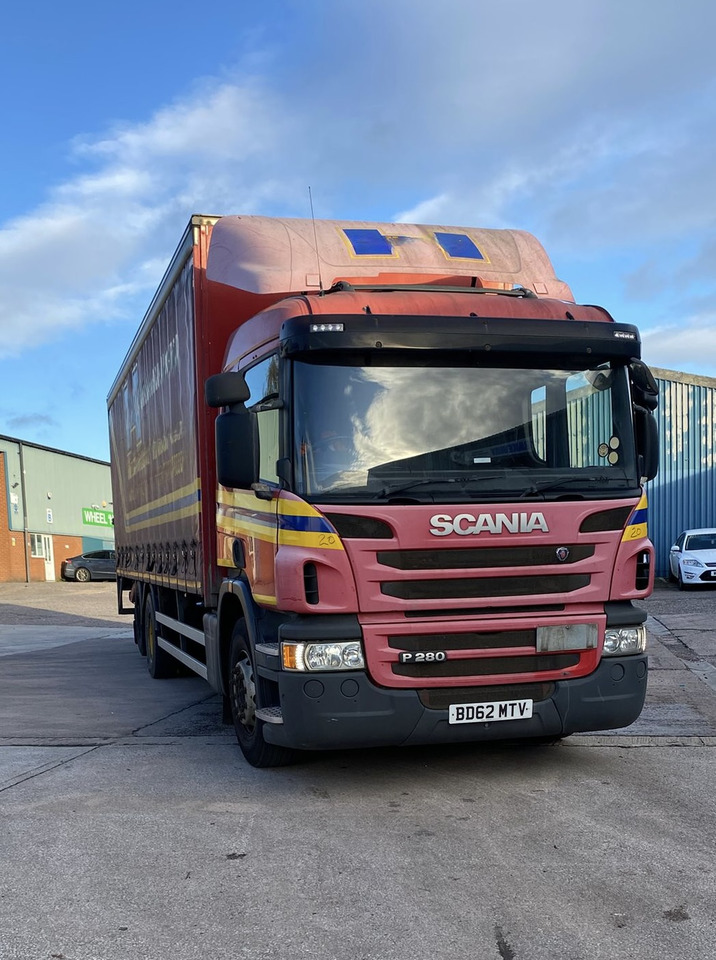 Scania P280 6x2 Curtain side - شاحنة ذات ستائر جانبية: صورة 2 Scania P280 6x2 Curtain side - شاحنة ذات ستائر جانبية: صورة 2