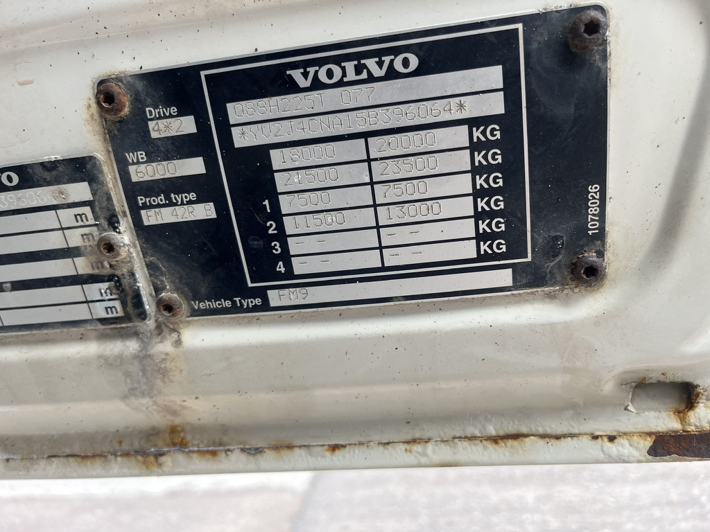 شاحنة بصندوق مغلق Volvo FM9 300 4x2 Box Van: صورة 6 شاحنة بصندوق مغلق Volvo FM9 300 4x2 Box Van: صورة 6