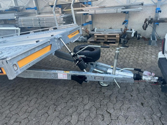 Brian James T Transporter, 231-5021-35-2-12, 5000 x 2150 mm, 3,5 to. kippbar mit Auffahrrampen - مقطورة نقل اوتوماتيكي: صورة 2 Brian James T Transporter, 231-5021-35-2-12, 5000 x 2150 mm, 3,5 to. kippbar mit Auffahrrampen - مقطورة نقل اوتوماتيكي: صورة 2