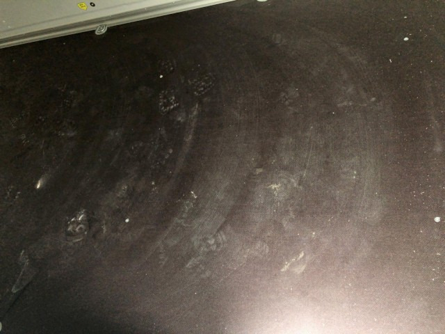 Cheval Liberte Debon Cargo 2 Poly + Türe schwarz Aluräder 1300 kg, 100 km/h, 300x155x168cm - مقطورة بصندوق مغلق: صورة 4 Cheval Liberte Debon Cargo 2 Poly + Türe schwarz Aluräder 1300 kg, 100 km/h, 300x155x168cm - مقطورة بصندوق مغلق: صورة 4