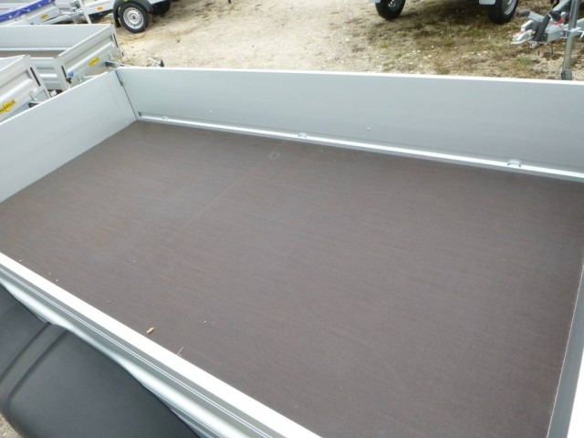 Humbaur HA 202513 mit KV, 2000 kg, 2510 x 1310 x 350 mm - مقطورة عربة: صورة 4 Humbaur HA 202513 mit KV, 2000 kg, 2510 x 1310 x 350 mm - مقطورة عربة: صورة 4