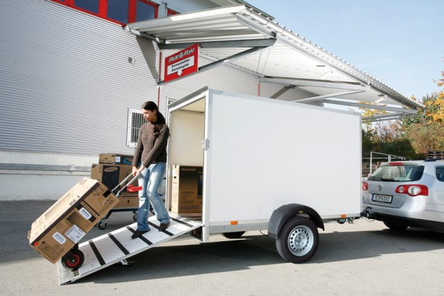 Humbaur Koffer HK 132513-15P, 1,3 t. 2510 x 1310 x 1520 mm - مقطورة بصندوق مغلق: صورة 2 Humbaur Koffer HK 132513-15P, 1,3 t. 2510 x 1310 x 1520 mm - مقطورة بصندوق مغلق: صورة 2