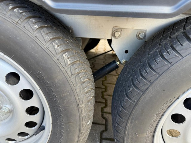 Humbaur Koffer HK 203015-18P, 2,0 to. 3040x1510x2000mm, 100 km/h - مقطورة بصندوق مغلق: صورة 5 Humbaur Koffer HK 203015-18P, 2,0 to. 3040x1510x2000mm, 100 km/h - مقطورة بصندوق مغلق: صورة 5