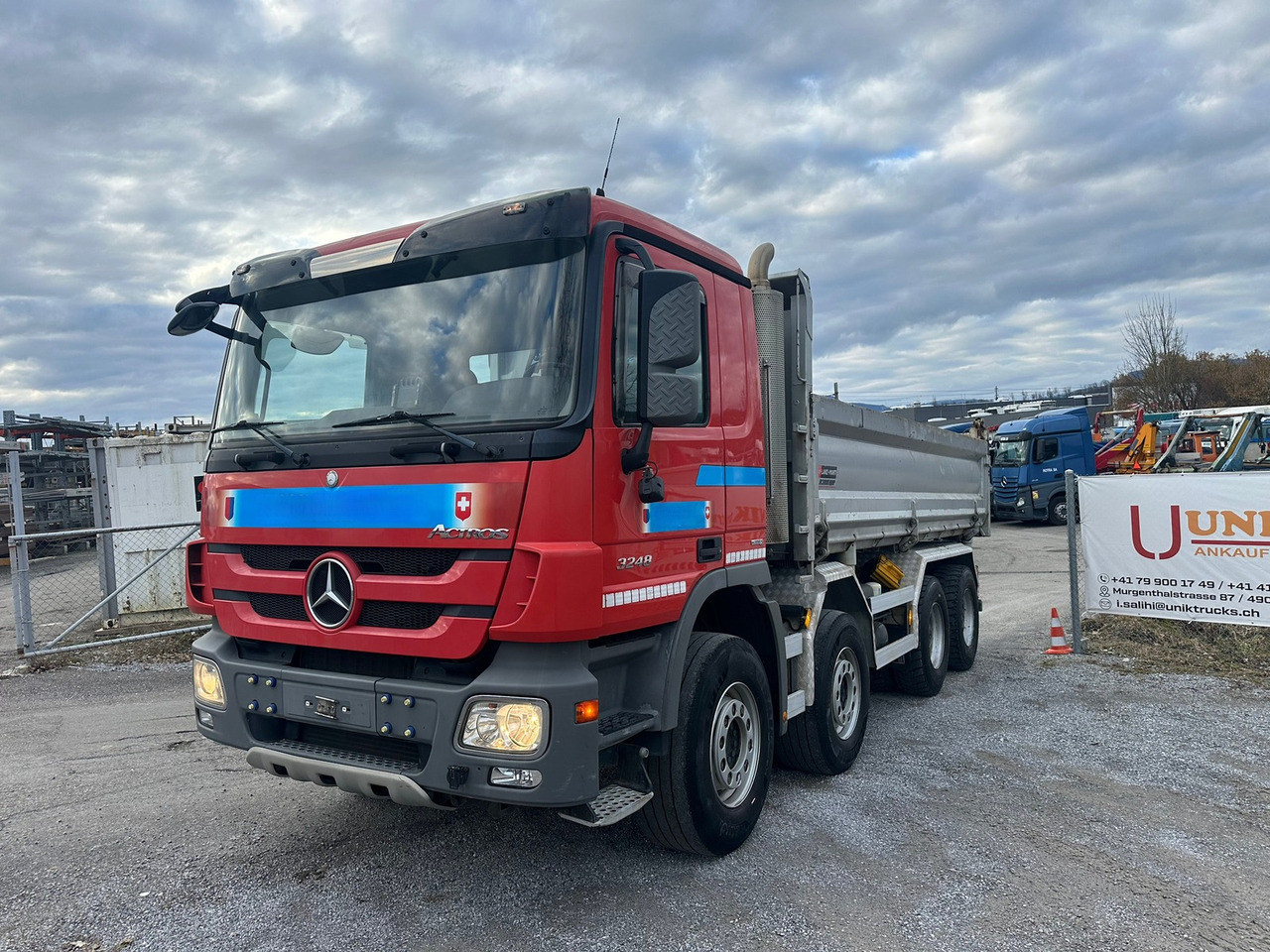 MERCEDES-BENZ Actros 3248 8x4 Kipper - شاحنة قلاب: صورة 2 MERCEDES-BENZ Actros 3248 8x4 Kipper - شاحنة قلاب: صورة 2