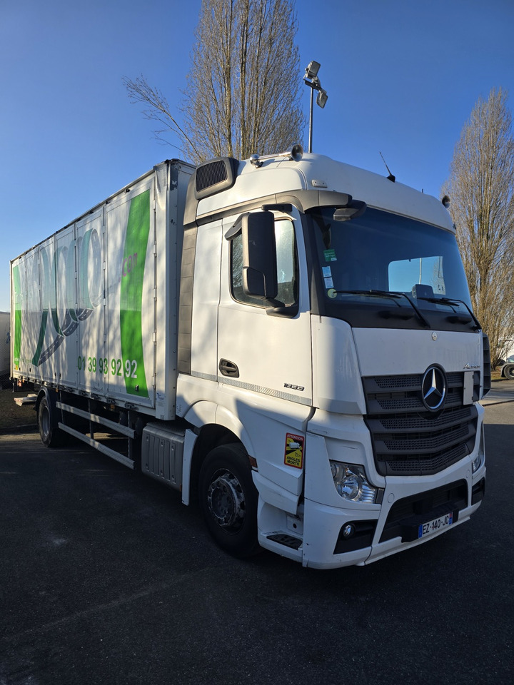 MERCEDES-BENZ 1833 - شاحنة صندوقية: صورة 2 MERCEDES-BENZ 1833 - شاحنة صندوقية: صورة 2