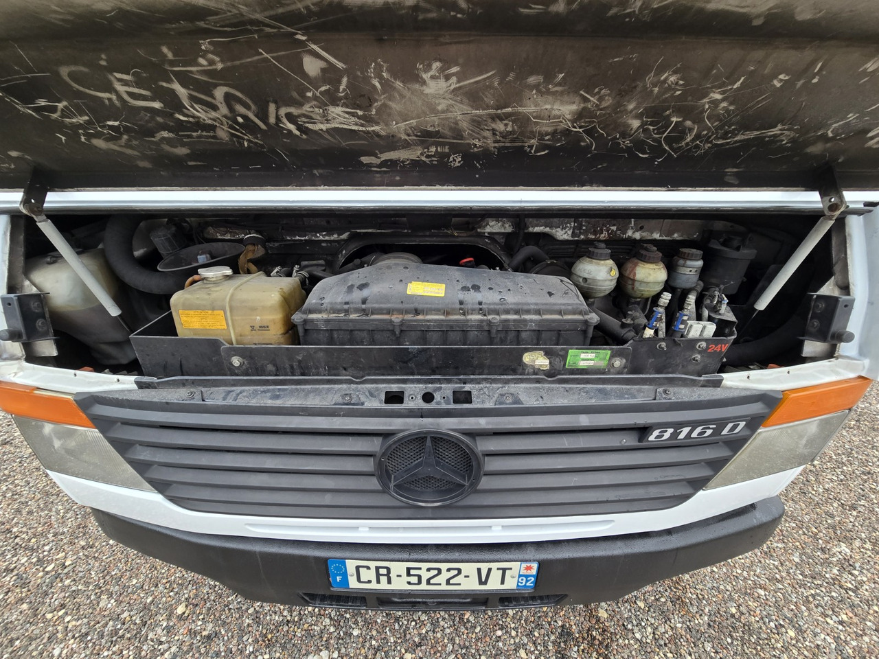 تأجير Mercedes Vario 816 Mercedes Vario 816: صورة 8