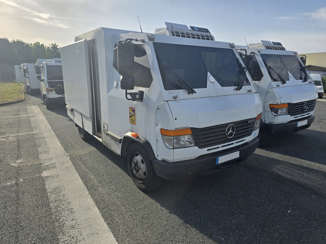 Mercedes Vario 816 - عربة مجمعة: صورة 1 Mercedes Vario 816 - عربة مجمعة: صورة 1