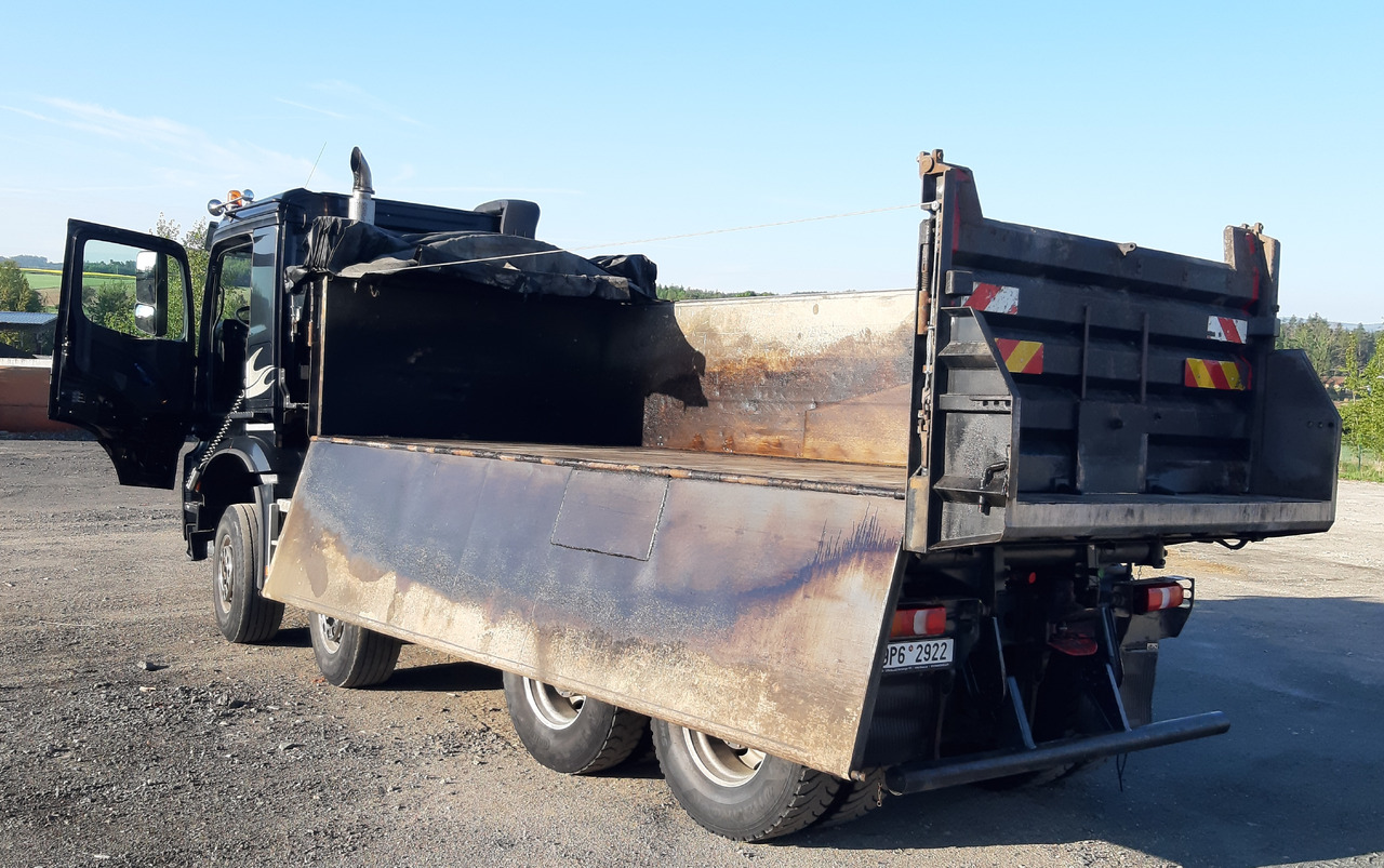 MERCEDES-BENZ AROCS 3245 8x4 Bordmatic THERMO CRAMARO AHK - شاحنة قلاب: صورة 3 MERCEDES-BENZ AROCS 3245 8x4 Bordmatic THERMO CRAMARO AHK - شاحنة قلاب: صورة 3
