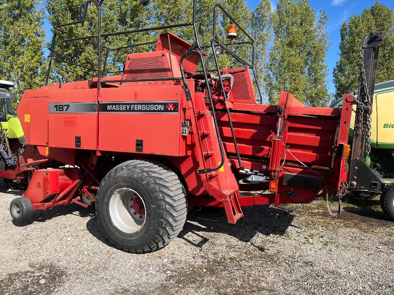 Massey Ferguson 187 - آلة بالات مربعة: صورة 2 Massey Ferguson 187 - آلة بالات مربعة: صورة 2
