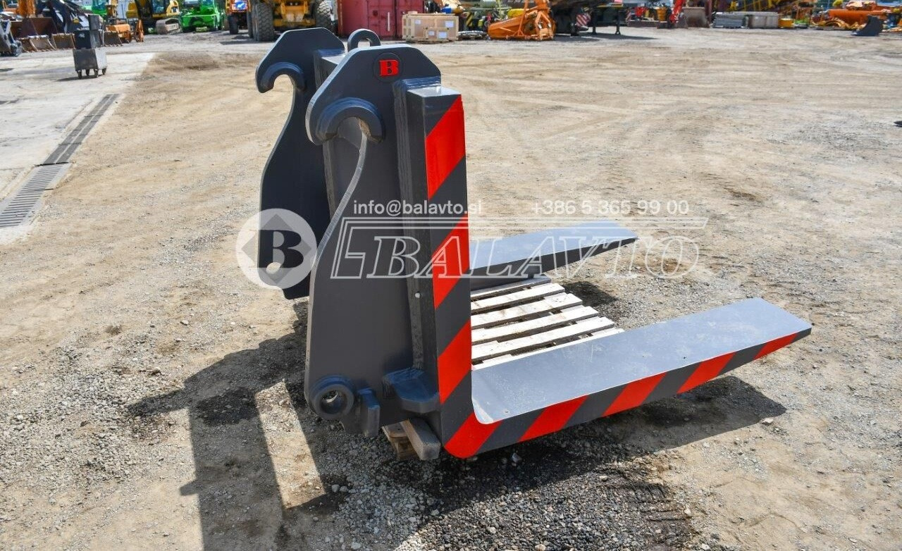Balavto Block handling forks for Volvo L220 and L180 - مشعبات: صورة 3 Balavto Block handling forks for Volvo L220 and L180 - مشعبات: صورة 3