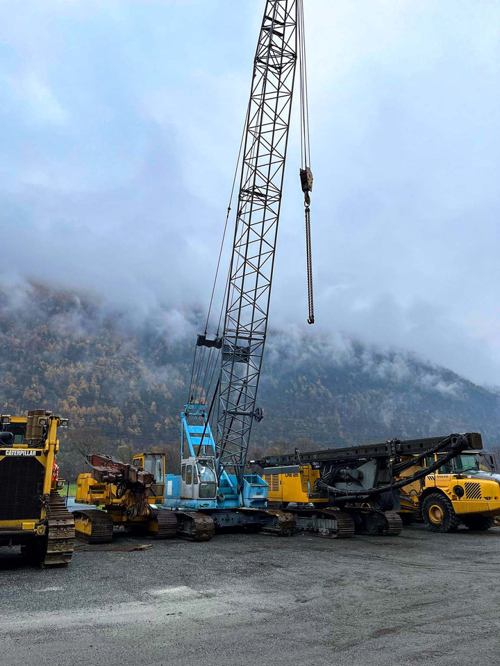 Hitachi KH 180-2 - رافعة زاحفة: صورة 1 Hitachi KH 180-2 - رافعة زاحفة: صورة 1