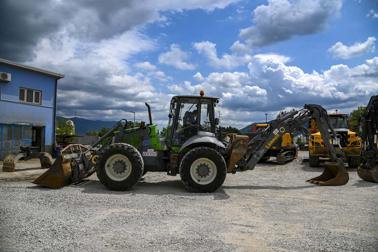 Lännen 8600E - لودر ذو محراث خلفي/ باكهو: صورة 3 Lännen 8600E - لودر ذو محراث خلفي/ باكهو: صورة 3